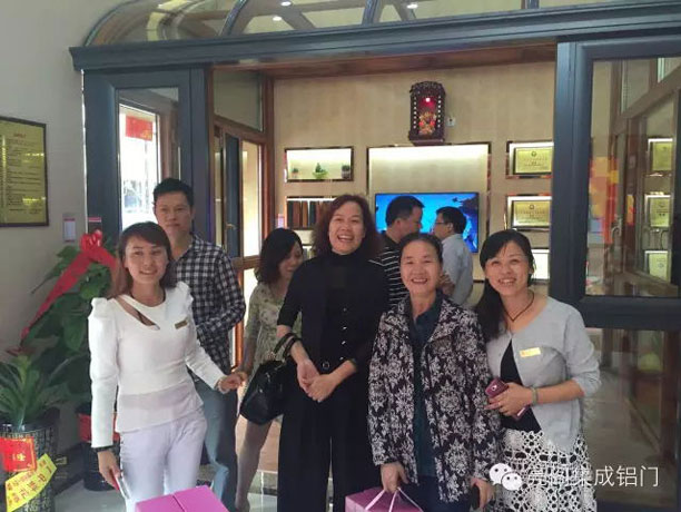 亮閣門窗,常德旗艦店雙十開業(yè)8