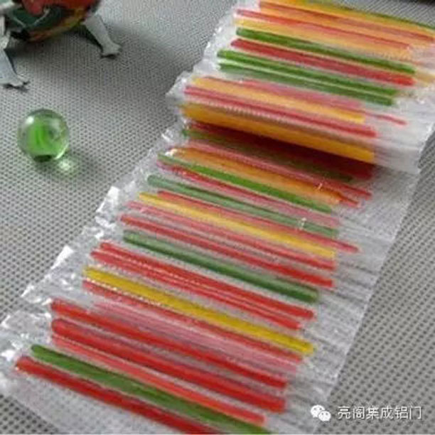 鋁合金門窗代理,那些年吃過的零食--彩條糖