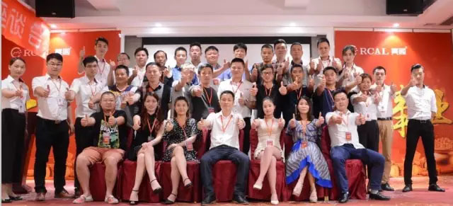 亮閣門窗7月6日超級俱樂部座談會，熱烈歡迎全國各地經(jīng)銷商家人們回家！