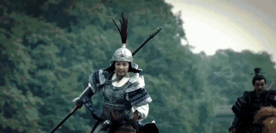 當(dāng)濤姐碰撞上萌娃和萌寵會(huì)產(chǎn)生什么樣的化學(xué)反應(yīng)呢？