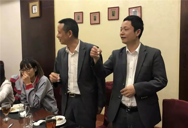 亮閣門窗｜家庭文化系列報道之——傳承孝道文化！