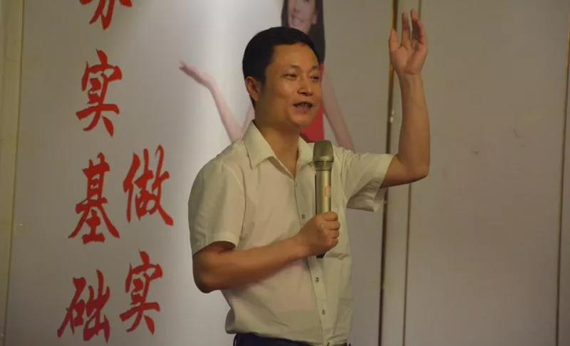 聚勢奮進,共創(chuàng)新時代|熱烈祝賀亮閣門窗導購精英培訓班(夯實基礎 做實訂單)圓滿結束!
