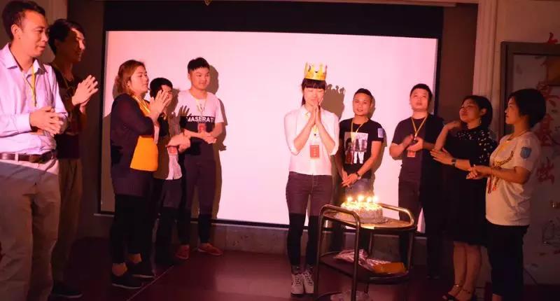 聚勢奮進，共創(chuàng)新時代｜熱烈祝賀亮閣門窗導購精英培訓班（夯實基礎 做實訂單）圓滿結束！